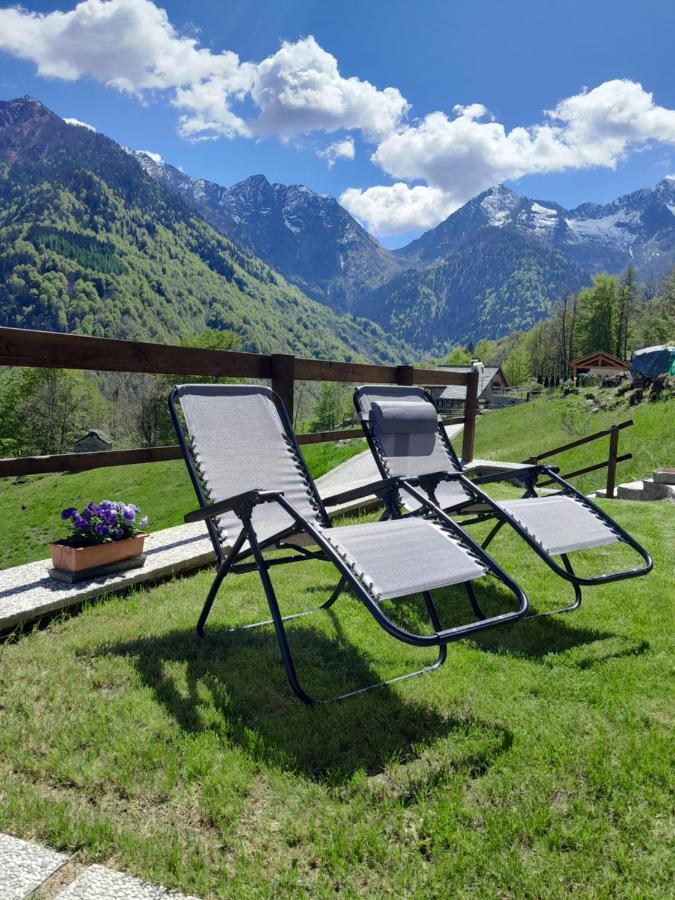 Casa All'Alpe Gaggetto B & B Anzino Eksteriør bilde
